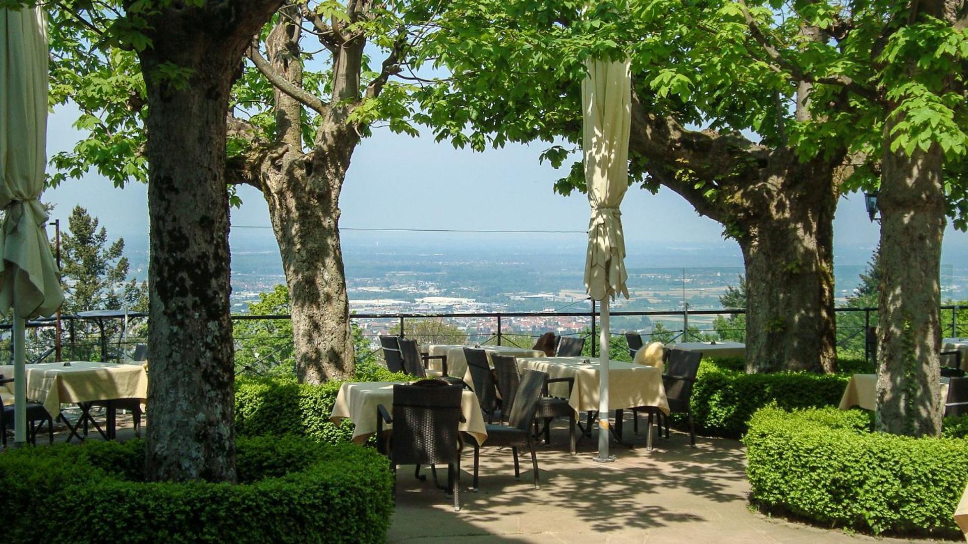 Burg Windeck ***S Hotel Buehl  Exterior photo